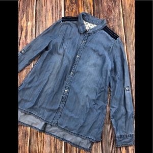 Anthro Holding Horses Embroidered top L chambray